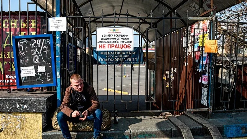 У соседей локдаун: в Украине начался двухнедельный строгий карантин