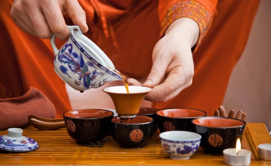 Исследование показало, что две чашки китайского чая улун сжигают жир даже во время сна