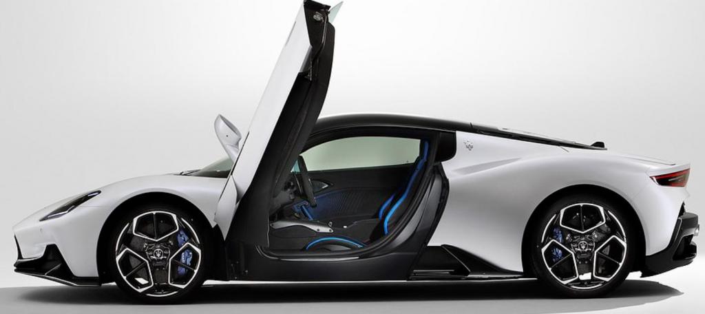Лучшие автомобили, которые ожидают своего запуска в 2021 году: от доступных супермини до гиперкаров "Формулы-1"