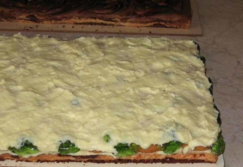 Эффектный торт "Хозяйка Медной горы": десерт, на приготовление которого не жалко потратить время