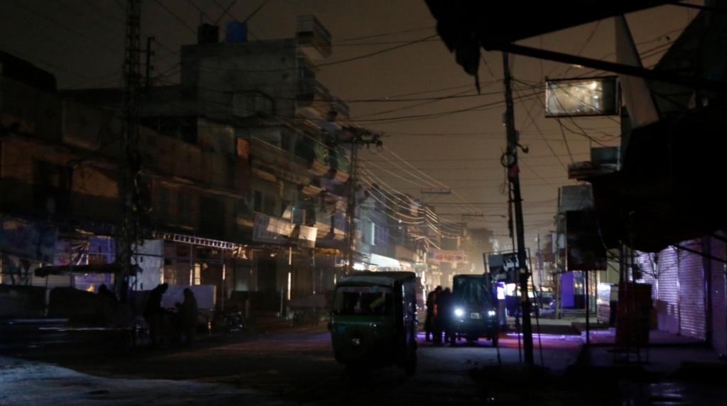 В стране темно: весь Пакистан остался без электричества