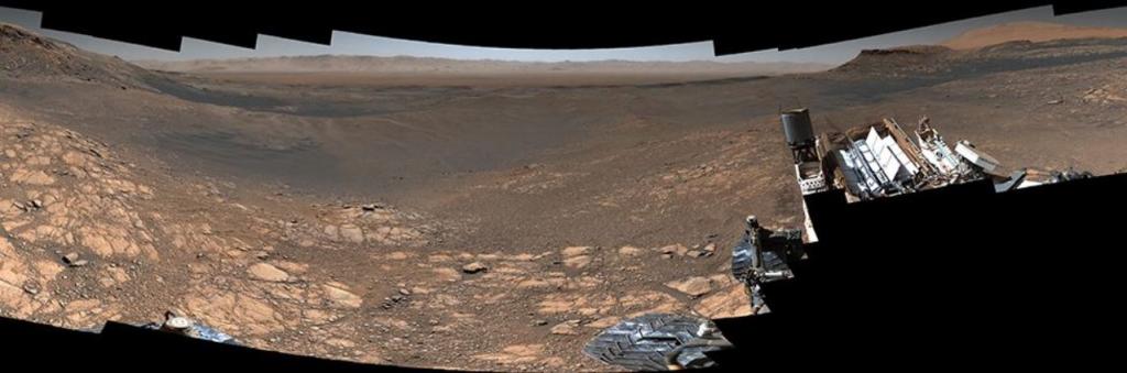 Марсоход Curiosity празднует 3000 дней на Красной планете: научная команда собрала серию снимков, где запечатлены главные достижения