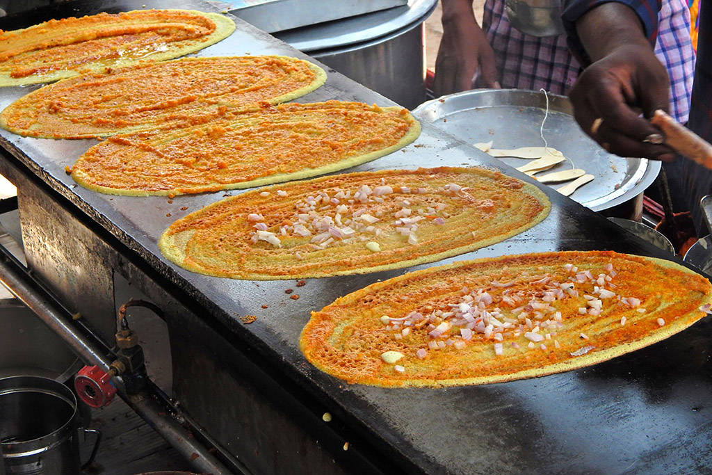 Удивительная доса: история индийской еды, которую южане ели тысячу лет на завтрак, а сегодня она превратилась в фастфуд