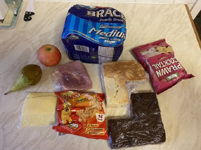 Что дети едят в Англии: женщина показала фото бесплатного школьного обеда