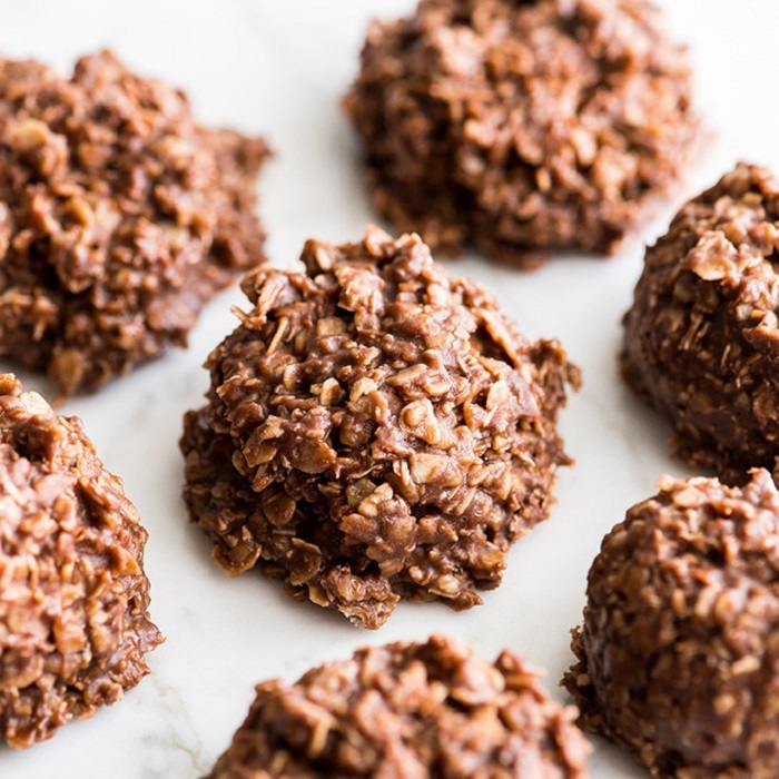 Несложный рецепт очень вкусного овсяно-шоколадного печенья: выпекать не надо