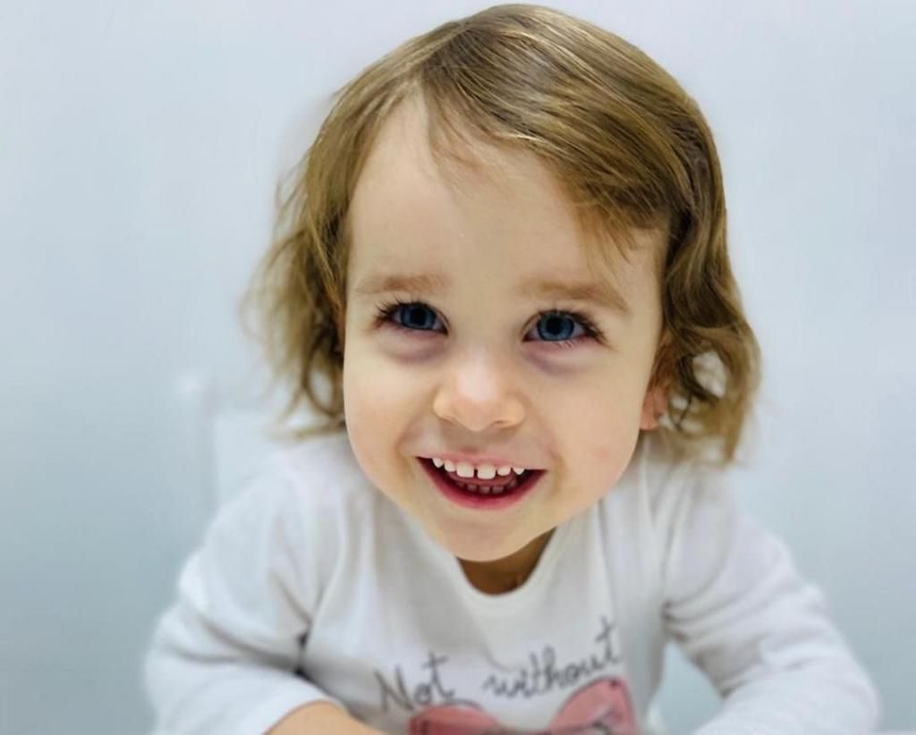 Анна Хилькевич показала двухлетнюю дочь Машу и рассказала, как ее воспитывает (новые фото)