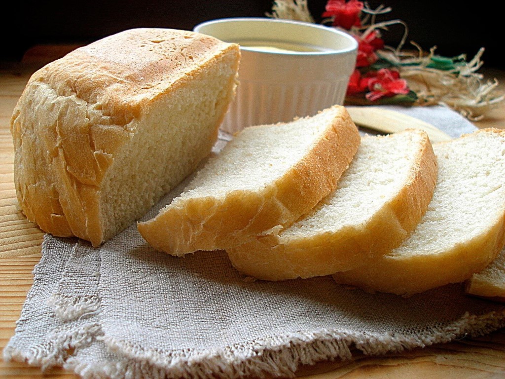 Белый хлеб, хот-доги, кофе: продукты, которые снижают вероятность зачатия у женщин