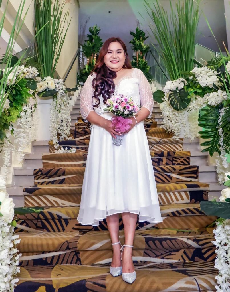 Пример идеальной свадьбы на фоне пандемии: невеста - на Филиппинах, жених - в Новой Зеландии, гости - в США
