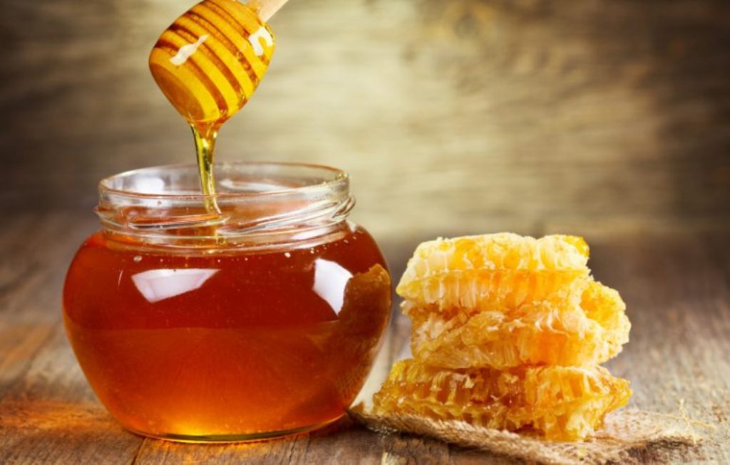 В какое время суток есть мед противопоказано: оказывается, "натурпродукт" может ударить по здоровью