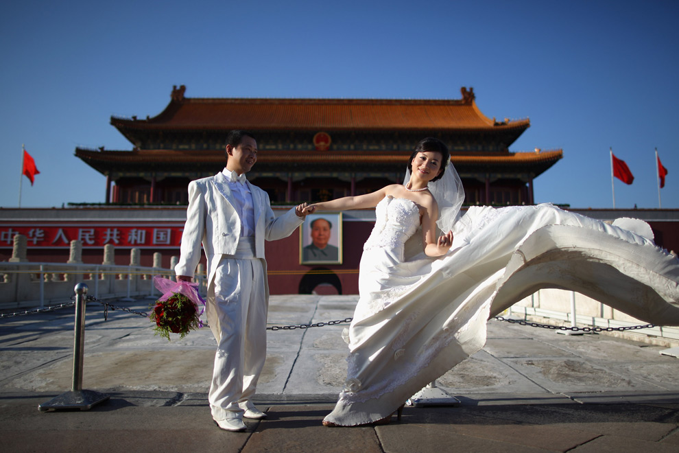 Странный «двуглавый брак» в Китае: это означает равенство прав и обязанностей мужа и жены