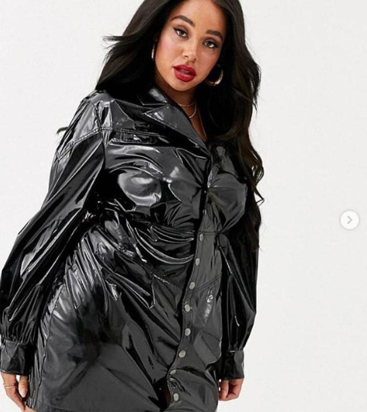 Покупатели не оценили современную моду: черное пышное платье модного бренда выглядит как мешок для мусора, да еще и стоит £485 (48 000 рублей)
