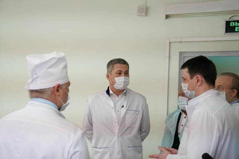 Башкирия - первый регион, где переболевшим и привитым от коронавируса жителям выдадут "антиковидные паспорта". Документ даст ряд преимуществ
