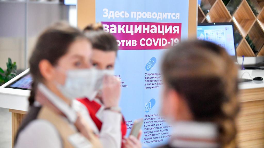 Россияне против "ковид-паспортов": 60 процентов жителей России считают выдачу документа ущемлением прав