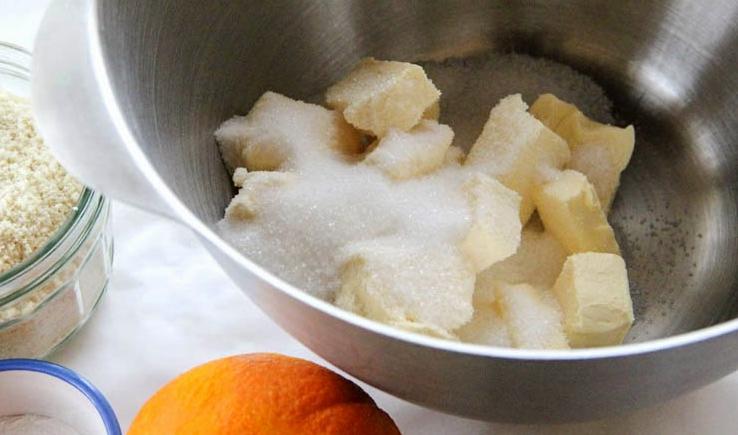 Простой и очень вкусный апельсиновый пирог: рецепт полезного десерта из кукурузной муки