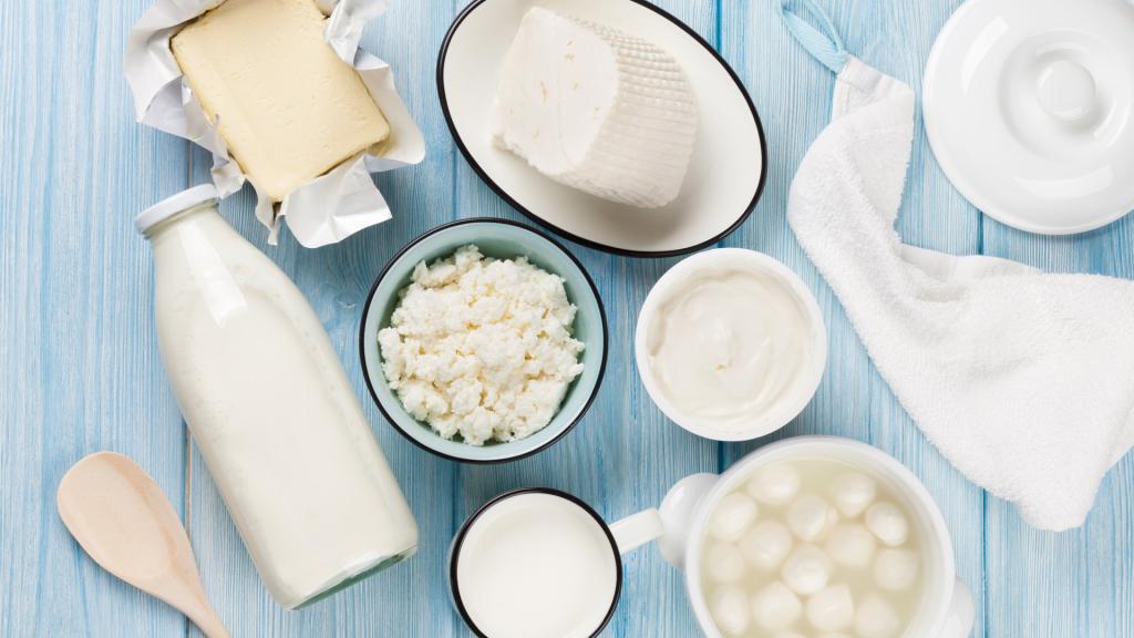 "Вообще нехороши": диетолог оценила необходимость обезжиренных молочных продуктов в пандемию