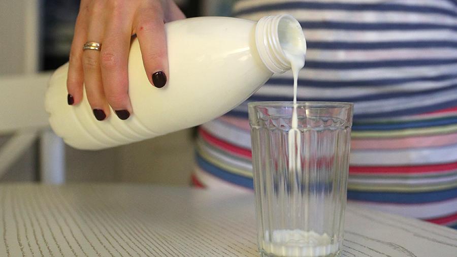 "Вообще нехороши": диетолог оценила необходимость обезжиренных молочных продуктов в пандемию