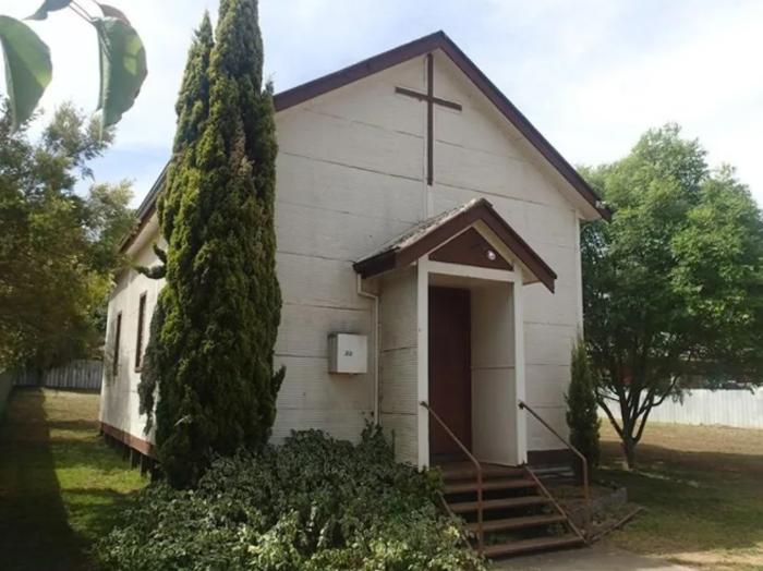 В Австралии выставляют на продажу церкви по цене от 15 000 $, и это возможность переделать старые здания в необычные дома