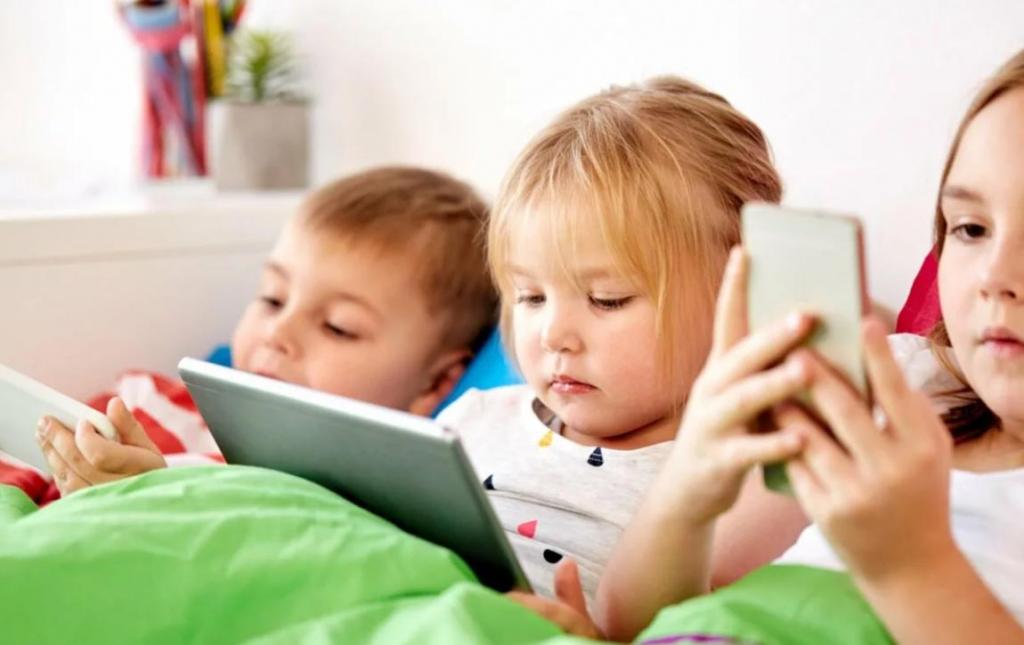 Дети, проводящие много времени за экранами гаджетов, не способны концентрировать внимание на чем-то достаточно долго
