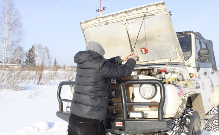 Россиянин модернизировал тридцатилетний УАЗ: теперь нигде не сможет застрять (фото)