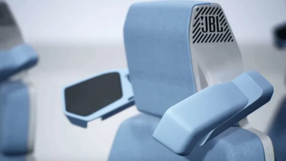 "Дикое" игровое кресло и умный ремешок для Apple Watch: самые крутые и странные гаджеты 2021