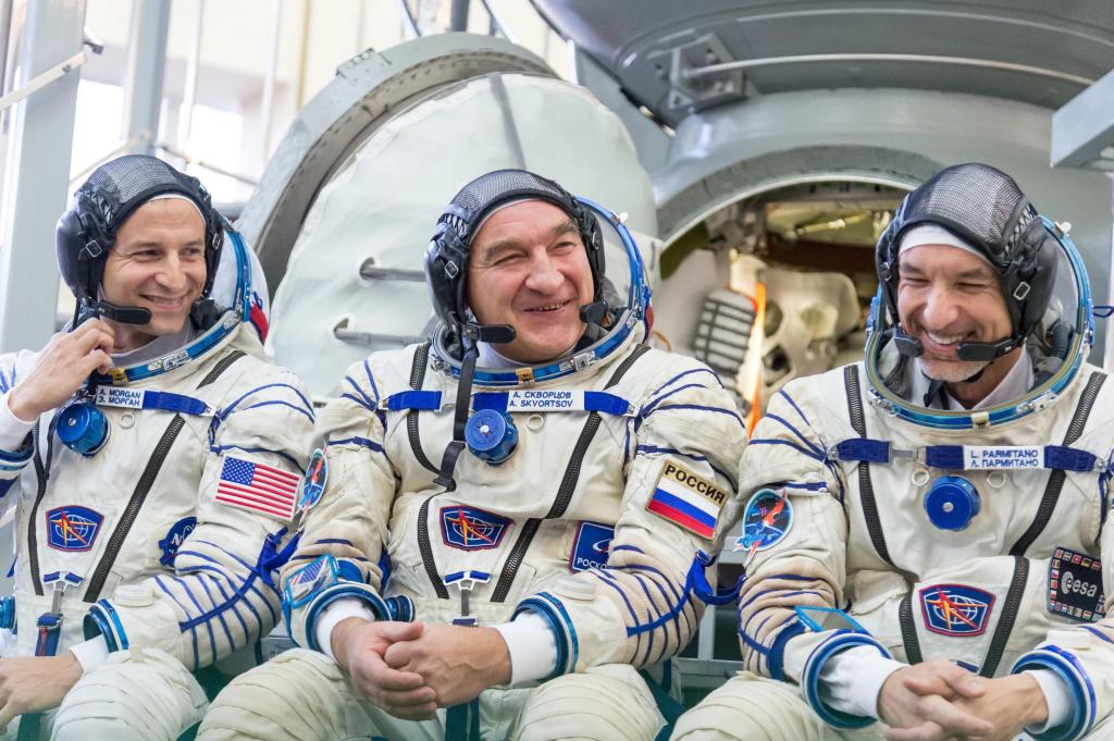 Необычное физическое явление: почему у космонавтов увеличивается размер головы