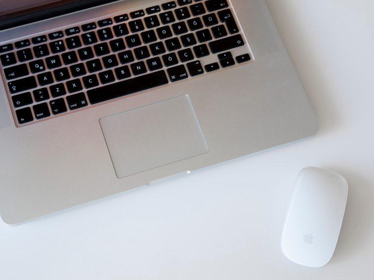 Как легко превратить Macbook в настольный Mac: что для этого нужно