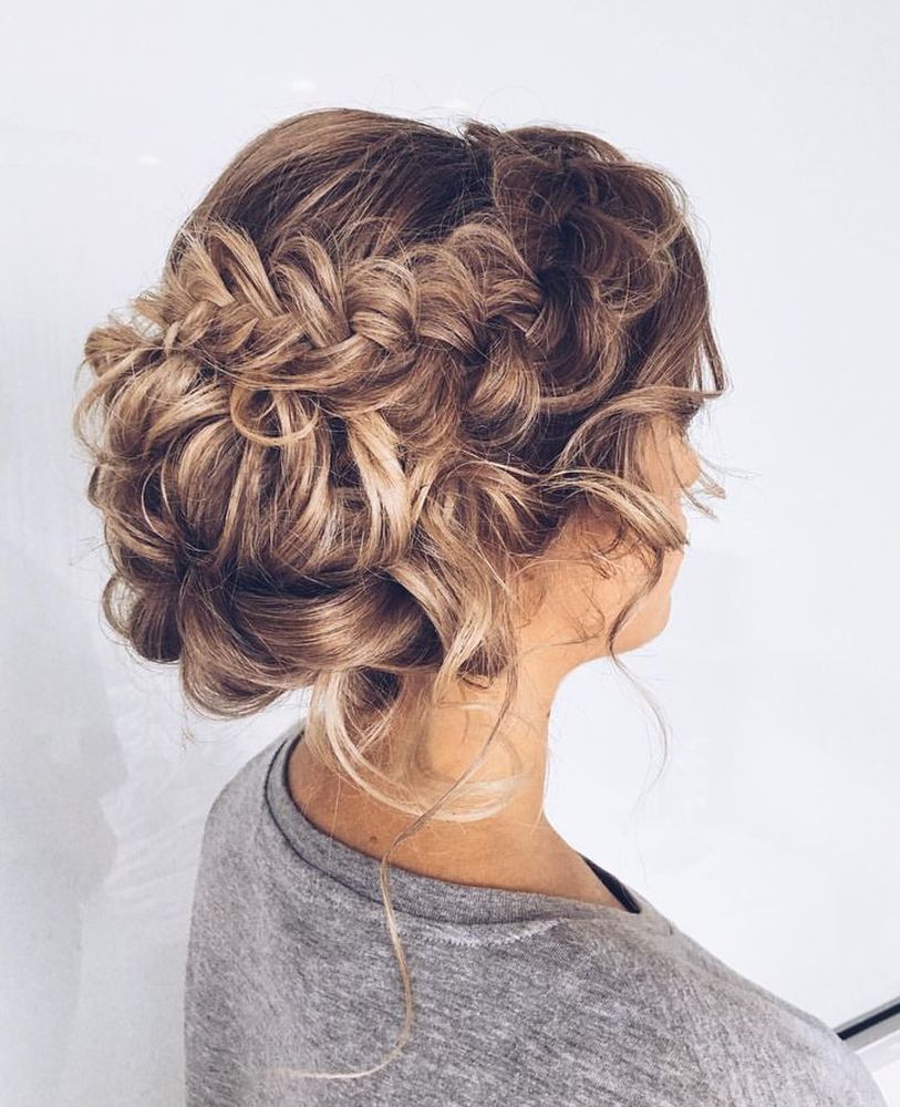 Собираем волосы в элегантную прическу: 10 эффектных идей для вечернего образа (особенно красиво будут смотреться на светлых волосах)