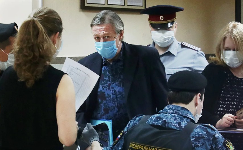Новое дело Михаила Ефремова: в рамках расследования его допрашивали 5 часов