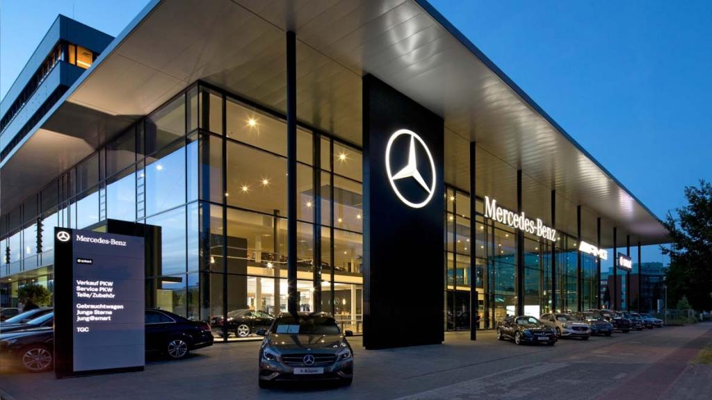 Mercedes-Benz отзывает почти 1,3 млн автомобилей из-за проблем с системой экстренного контакта, дающей неправильное местоположение после аварии