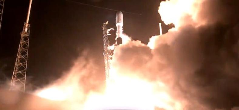 SpaceX не удается выполнить еще одну посадку: ракета Falcon-9 Илона Маска промахивается мимо дрона и падает в океан после миссии Starlink