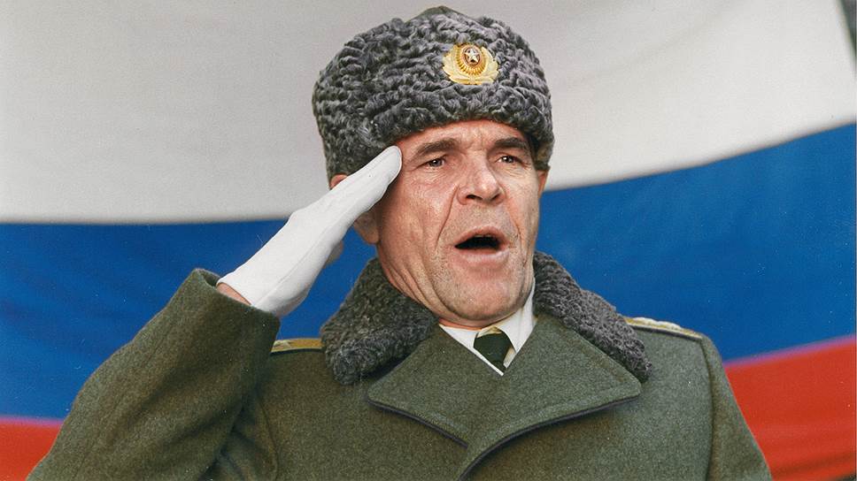 Михаил Ульянов и еще 9 советских актеров, которым очень идут генеральские погоны: фотогалерея