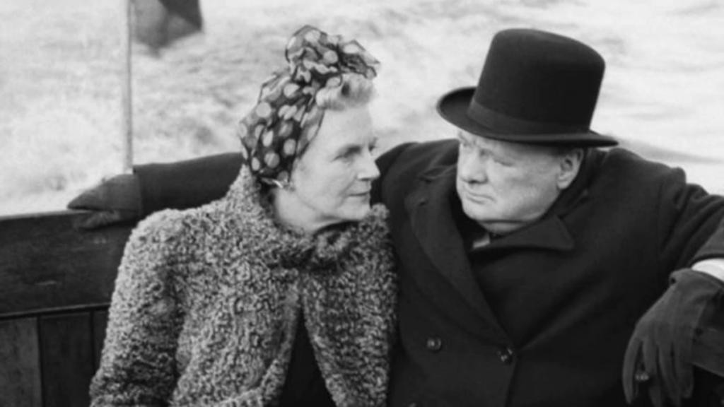 Он читал и становился лучше: как Клементина Черчилль влияла на своего мужа при помощи писем