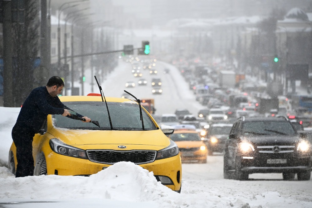 ФАС изучит обоснованность повышения цен службами такси при ухудшении погоды