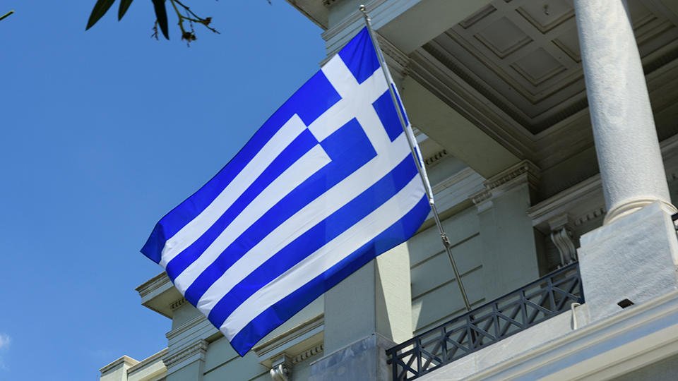 Греция продлила разрешение на въезд в страну до 500 россиян в неделю