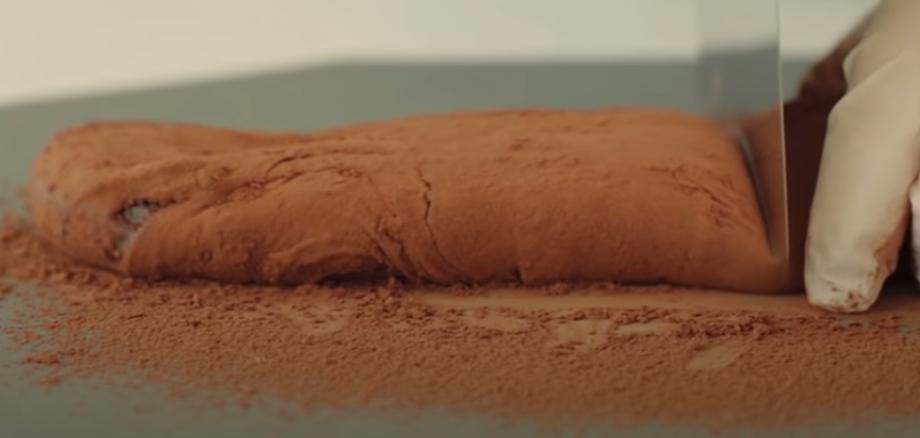 Шоколадные трюфели с приятным сюрпризом: готовлю изумительные конфетки с начинкой из клубники