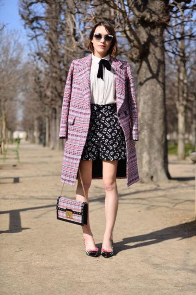 Твидовое пальто на пике моды весной 2021: стильные образы, которые легко повторить