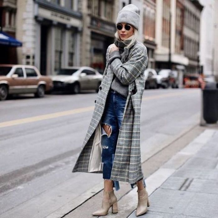 Твидовое пальто на пике моды весной 2021: стильные образы, которые легко повторить