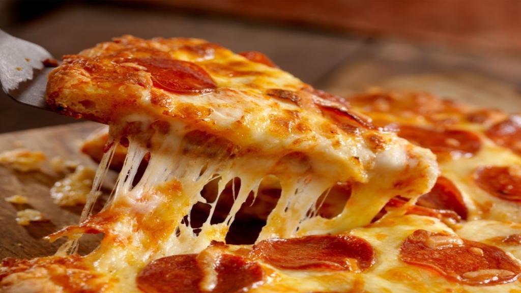 Диетолог объяснила, почему пицца - более здоровый завтрак, чем хлопья