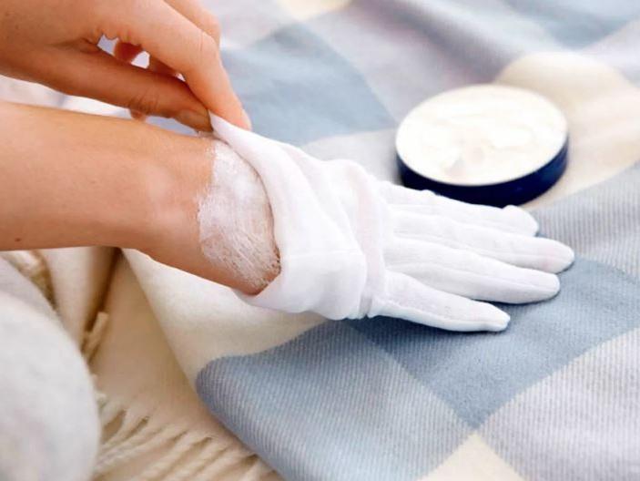 Наши руки действительно устали: шесть способов спасти кожу, которую мы очень часто моем