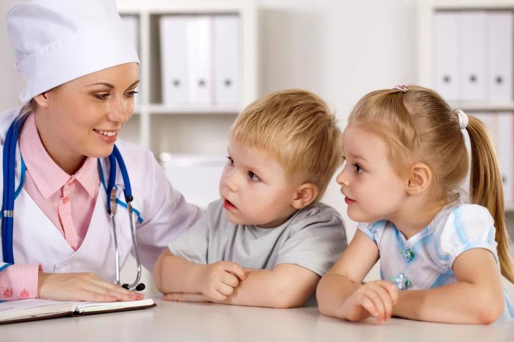 Спокойствие, только спокойствие: как подготовить маленького ребенка к посещению поликлиники