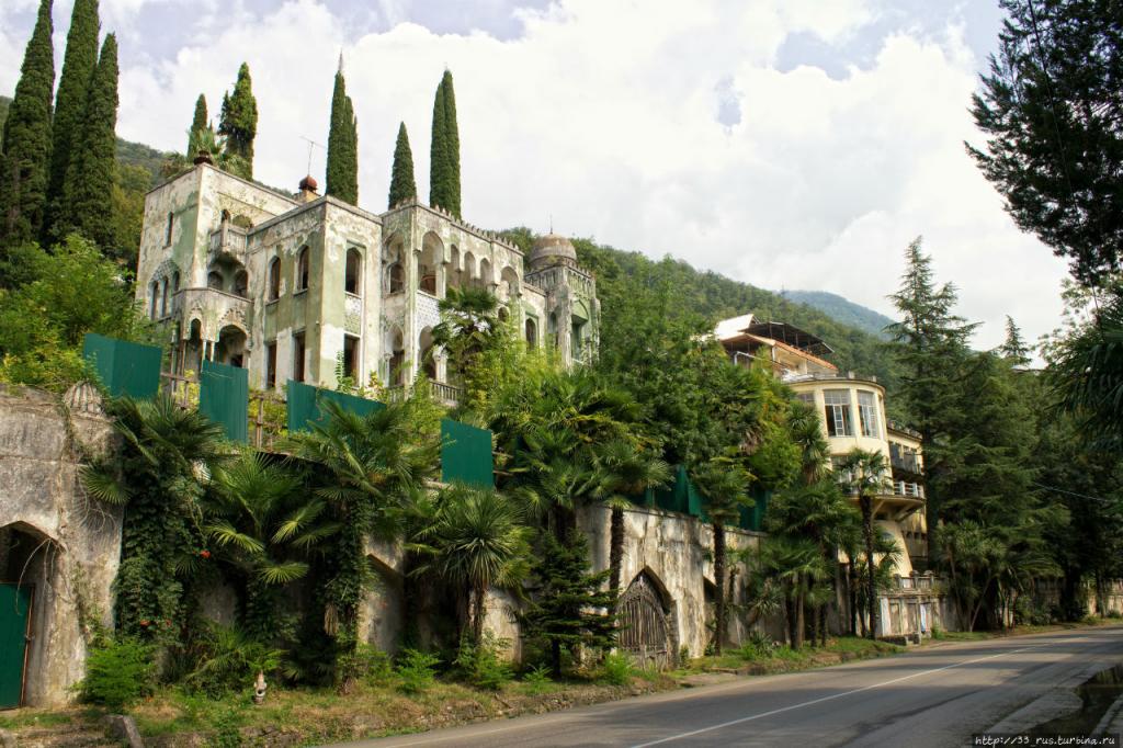 Неожиданные мотивы, чтобы посетить Абхазию: горные курорты, момкейшн и "турецкая" причина
