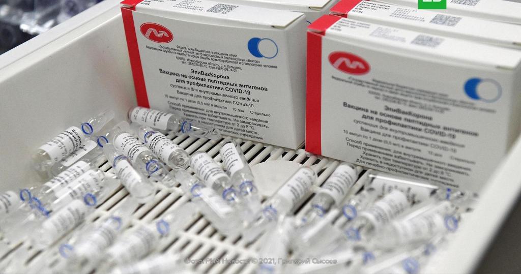 Минздрав завершил оценку вакцины «ЭпиВакКорона» для применения у людей старше 60 лет