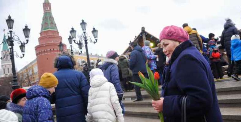 Двойной праздник: в столице с 8 марта отменяется обязательный режим самоизоляции для пожилых