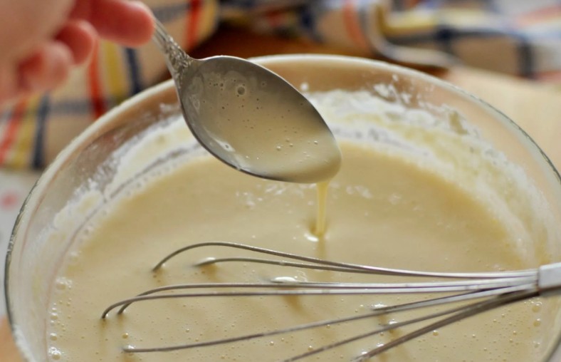 Пикантные американские блины на русскую Масленицу с ветчиной и сыром: домашний рецепт