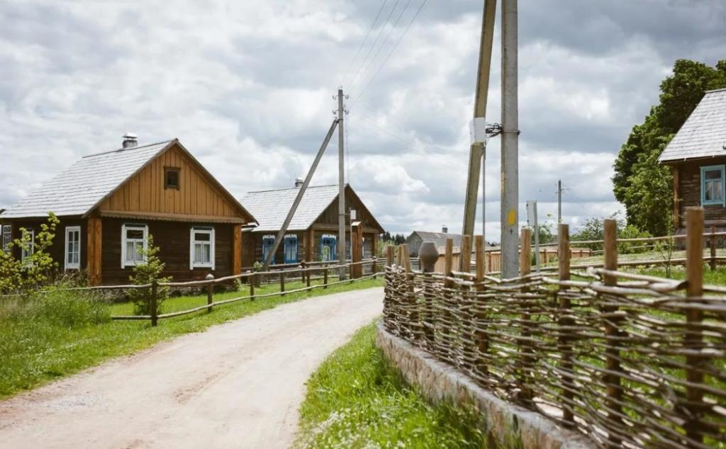 Русские думают, что попали в рай: чем белорусская деревня отличается от отечественной глубинки