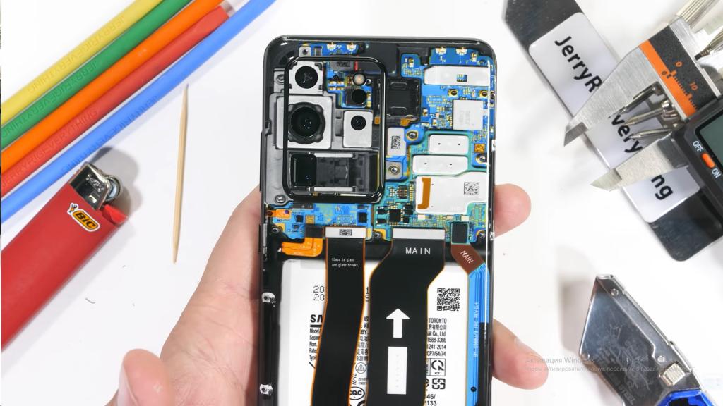 Флагманский смартфон Galaxy Note 21 Ultra от Samsung провалил тест на ремонтопригодность