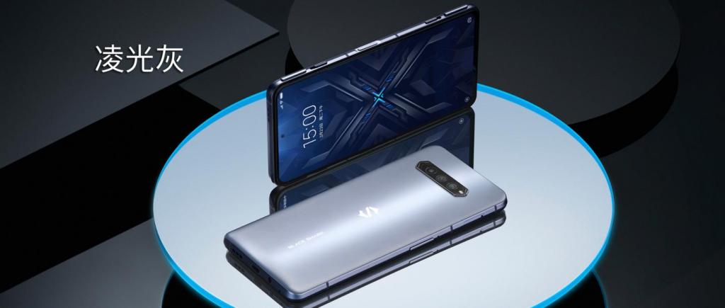 Xiaomi представила серию игровых смартфонов Black Shark 4