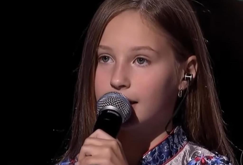 Дочь Витаса Алла исполнила песню "Подмосковные вечера": талант у девочки точно от папы (видео)