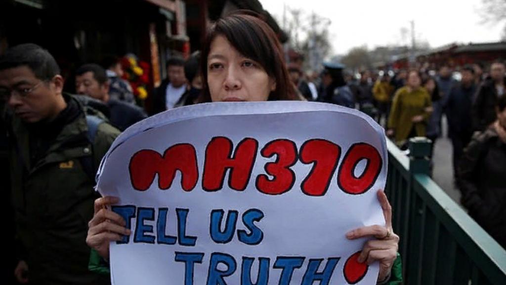 Самолет, который растворился в воздухе 7 лет назад: масштабное расследование исчезновения малайзийского лайнера
