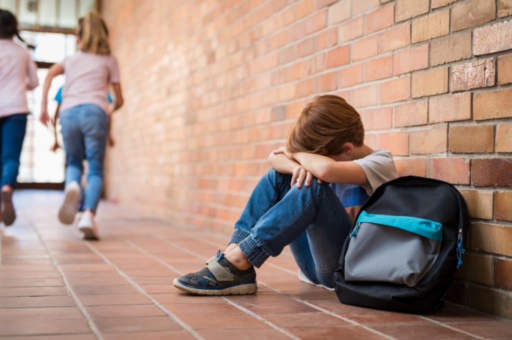 Как защитить ребенка от сверстников, которые обижают: учим игнорировать и не только